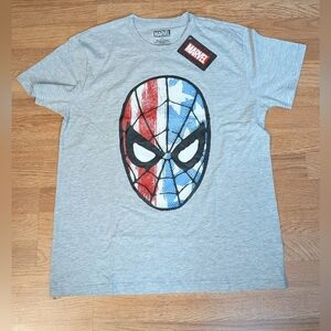 Disney Marvel spiderman shirt Size XL nwt